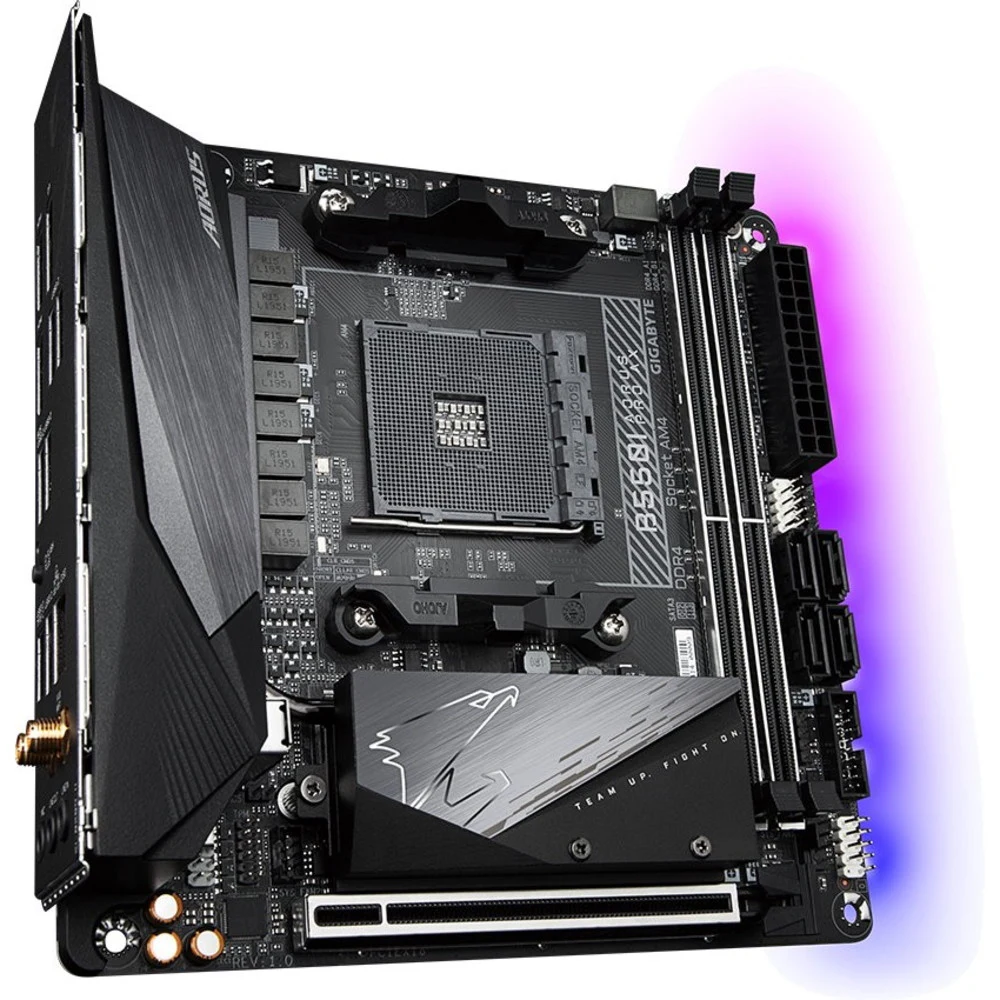 Материнская плата Gigabyte B550I AORUS PRO AX, Socket AM4, AMD B550, 2xDDR4-3200, HDMI+HDMI+DP, 1xPCI-Ex16, 4xSATA3(RAID 0,1,10), 2xM.2, 8 Ch Audio, 1x2,5GLan, WiFi, (0+2)xUSB2.0, (5+2)xUSB3.2, (1+0