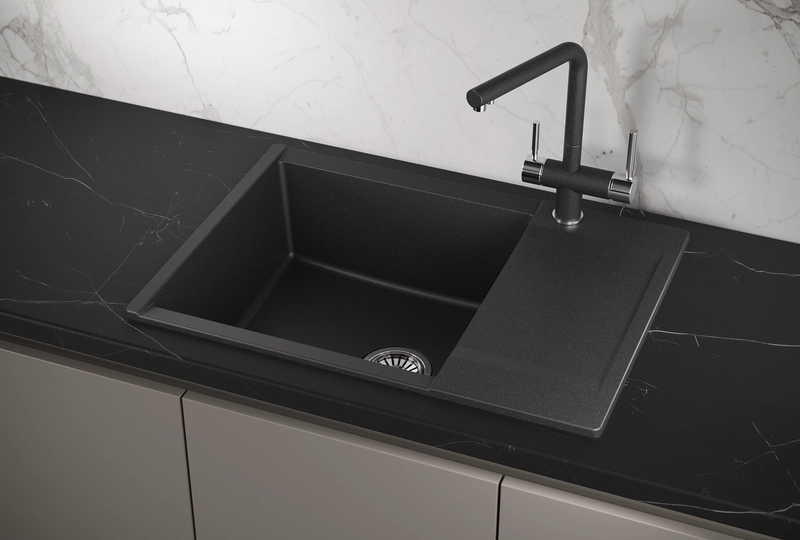 Кухонная мойка Granula 7003 черный — Изображение 1