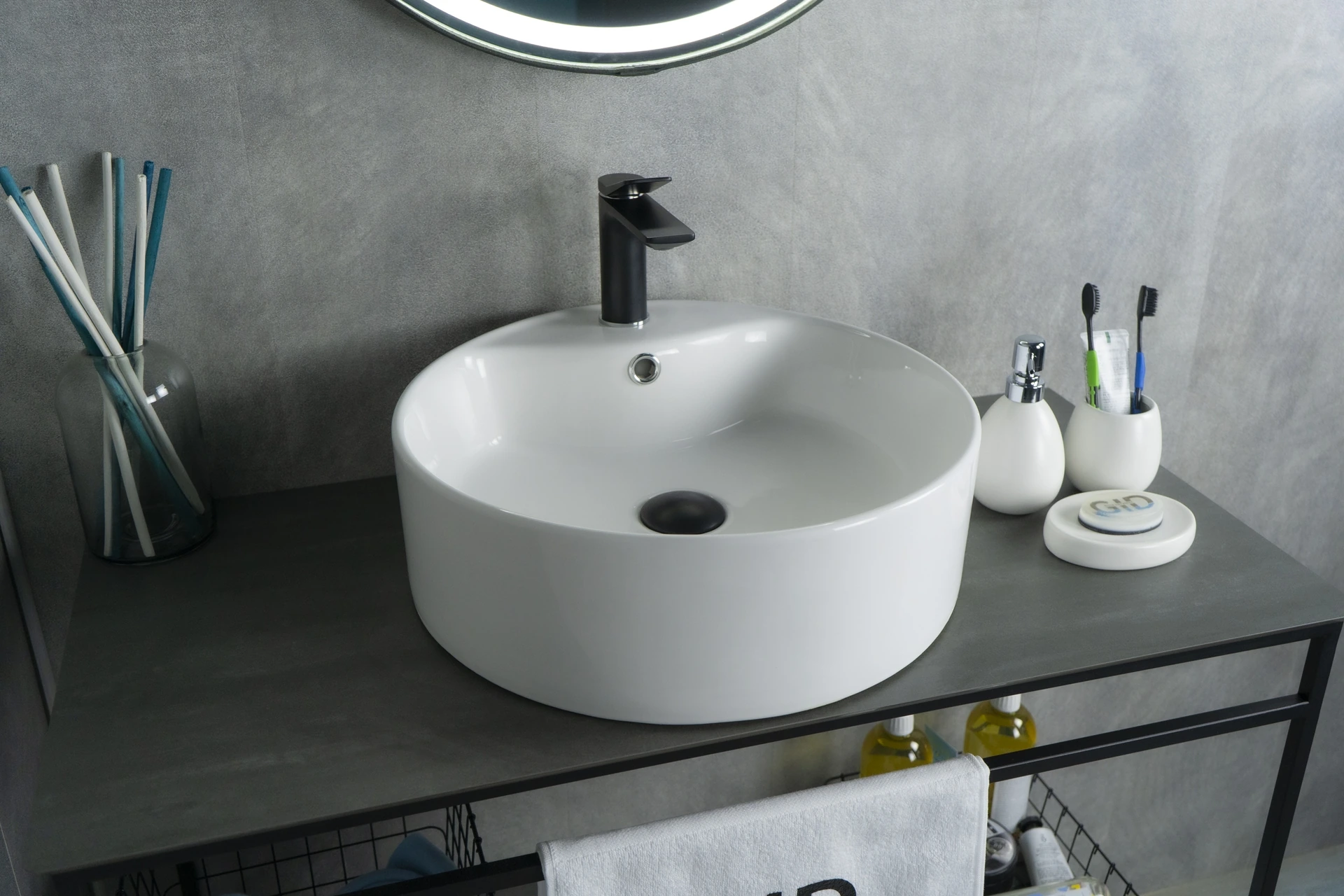 Раковина Gid N9008b 51104 накладная белая 46x46x16 Раковина Gid N9008b 51104 накладная белая 46x46x16