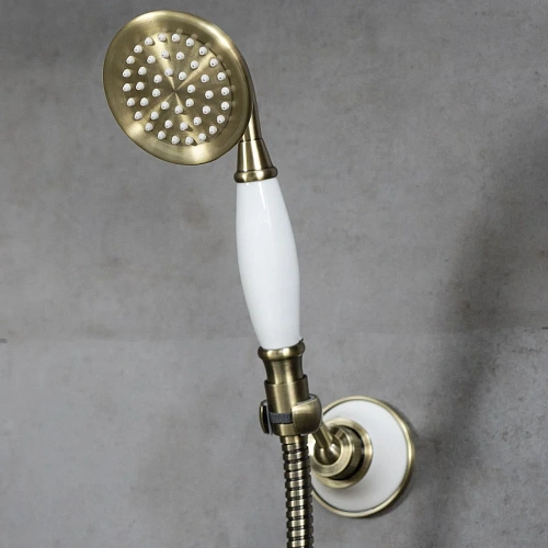 Душевая система Lemark Villa LM4822B встраиваемая, бронза Душевая система Lemark Villa LM4822B встраиваемая, бронза