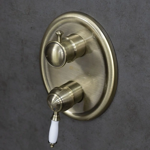 Душевая система Lemark Villa LM4822B встраиваемая, бронза Душевая система Lemark Villa LM4822B встраиваемая, бронза