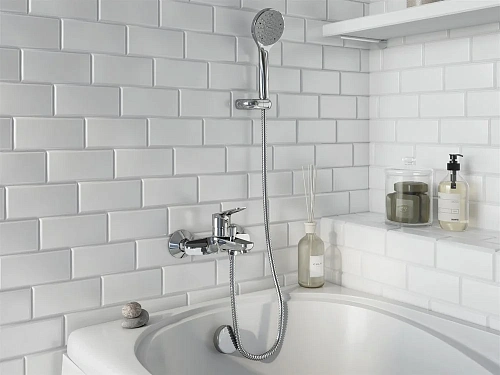 Душевой гарнитур STWORKI Дублин by Damixa Дублин HFDB91100, хром с лейкой на настенном держателе 427 427938 Душевой гарнитур STWORKI Дублин by Damixa Дублин HFDB91100, хром с лейкой на настенном держателе 427 427938