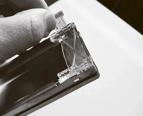 Душевой лоток BERGES В1 Antik 900, золото глянец, S-сифон D50/105 H50 вертикальный 092027 Душевой лоток BERGES В1 Antik 900, золото глянец, S-сифон D50/105 H50 вертикальный 092027