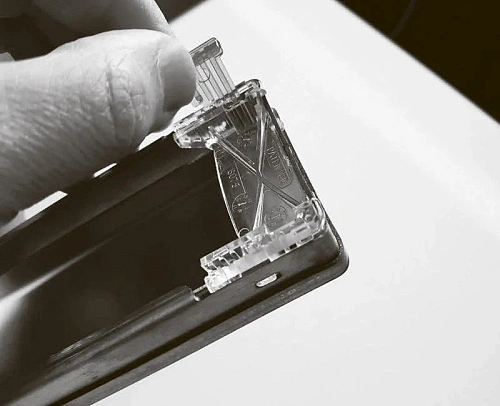 Душевой лоток BERGES В1 Keramik 900, золото глянец, S-сифон D50/105 H50 вертикальный 092020 Душевой лоток BERGES В1 Keramik 900, золото глянец, S-сифон D50/105 H50 вертикальный 092020