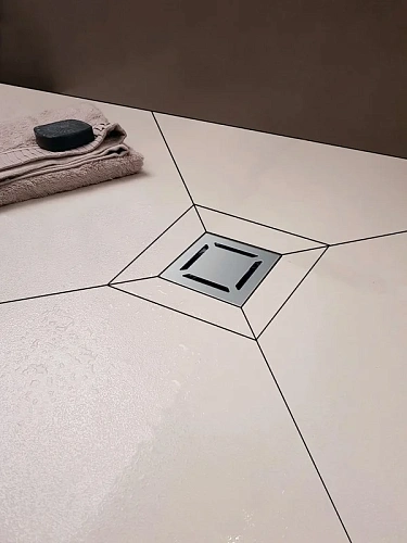 Душевой трап BERGES PLATZ Norma 100х100, хром глянец, S-сифон D50/105 H50 вертикальный 091058 Душевой трап BERGES PLATZ Norma 100х100, хром глянец, S-сифон D50/105 H50 вертикальный 091058