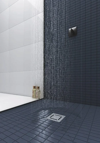 Душевой трап BERGES PLATZ Norma 100х100, хром глянец, S-сифон D50/105 H50 вертикальный 091058 Душевой трап BERGES PLATZ Norma 100х100, хром глянец, S-сифон D50/105 H50 вертикальный 091058