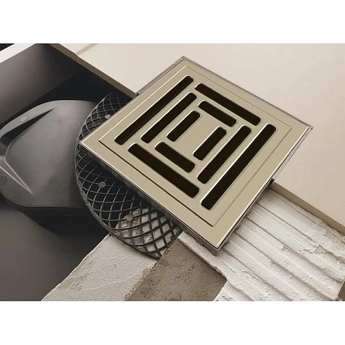 Душевой трап BERGES PLATZ Uno 100х100, матовый хром, S-сифон D50/105 H50 вертикальный 090069 Душевой трап BERGES PLATZ Uno 100х100, матовый хром, S-сифон D50/105 H50 вертикальный 090069