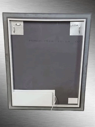 Зеркало Orange Quadrо OQ-100ZE с LED подсветкой Зеркало Orange Quadrо OQ-100ZE с LED подсветкой