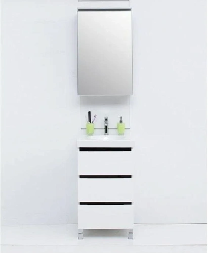 Зеркальный шкаф De Aqua 50 серебро AL 501 050 S Зеркальный шкаф De Aqua 50 серебро AL 501 050 S