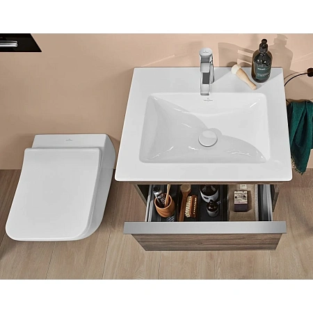 Крышка-сиденье Villeroy & Boch Venticello 9M79S101 (9M79 S1 01) Крышка-сиденье Villeroy & Boch Venticello 9M79S101 (9M79 S1 01)
