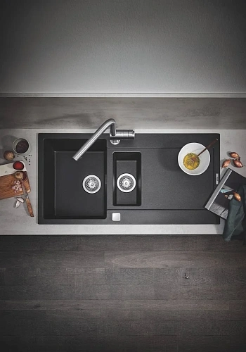 Кухонная мойка GROHE K500 с 1,5 чашей, 1000 x 500 мм, черный гранит (31646AP0) Кухонная мойка GROHE K500 с 1,5 чашей, 1000 x 500 мм, черный гранит (31646AP0)