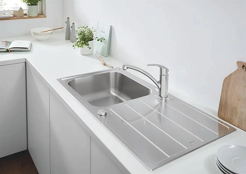 Кухонная мойка GROHE K500 с корзинчатым вентилем, нержавеющая сталь (31563SD1) Кухонная мойка GROHE K500 с корзинчатым вентилем, нержавеющая сталь (31563SD1)