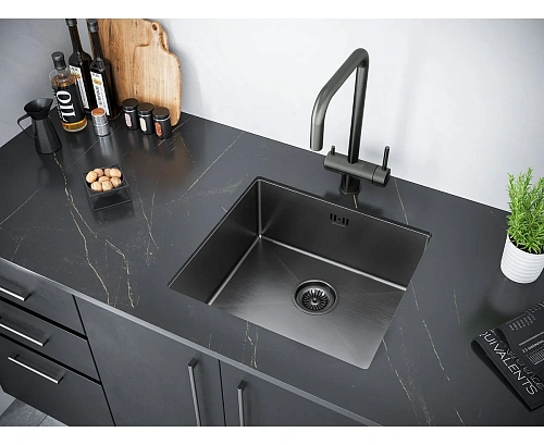 Кухонная мойка Paulmark GERBERG 48 UNI, PM254844-GM, вороненая сталь, 480х440мм Кухонная мойка Paulmark GERBERG 48 UNI, PM254844-GM, вороненая сталь, 480х440мм
