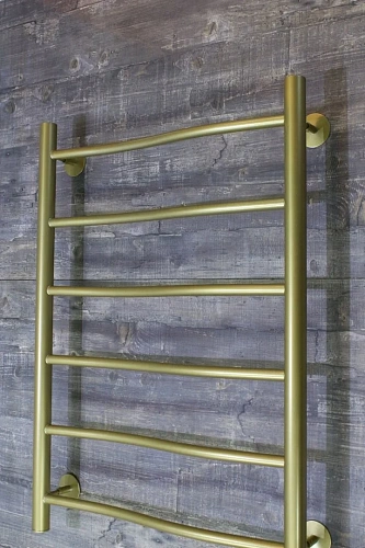 Полотенцесушитель электрический BONNA Danae 1200x600 BN5E-H1200W600-UPMG золото Полотенцесушитель электрический BONNA Danae 1200x600 BN5E-H1200W600-UPMG золото