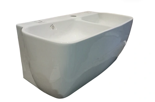 Раковина Ceruttispa Double MARCO CT9282 подвесная 670x350x300 Раковина Ceruttispa Double MARCO CT9282 подвесная 670x350x300