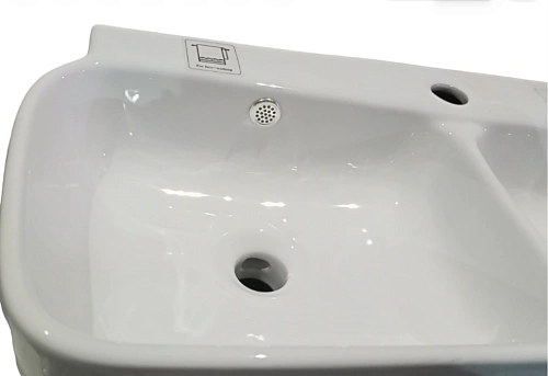 Раковина Ceruttispa Double MARCO CT9282 подвесная 670x350x300 Раковина Ceruttispa Double MARCO CT9282 подвесная 670x350x300