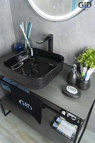 Раковина Gid D1303h004 53310 накладная черная глянцевая 38,5x38,5x13,5 Раковина Gid D1303h004 53310 накладная черная глянцевая 38,5x38,5x13,5