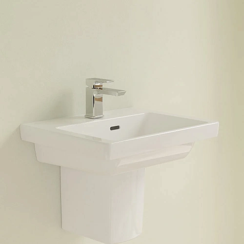 Раковина Villeroy & Boch Subway 3.0 50 x 40 см 43705001 компактная Раковина Villeroy & Boch Subway 3.0 50 x 40 см 43705001 компактная