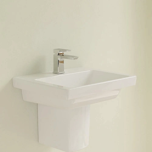 Раковина Villeroy & Boch Subway 3.0 50 x 40 см 437051R1 компактная Раковина Villeroy & Boch Subway 3.0 50 x 40 см 437051R1 компактная