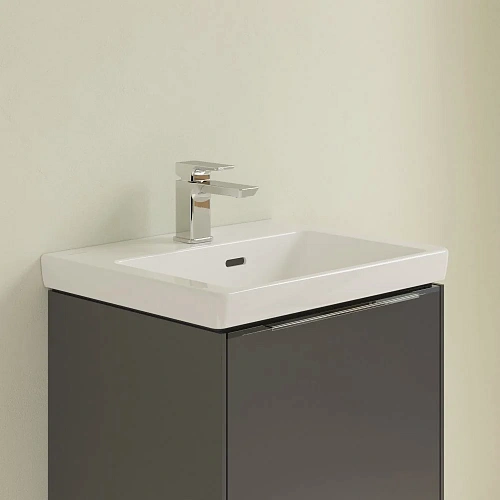 Раковина Villeroy & Boch Subway 3.0 50 x 40 см 4370FF01 компактная Раковина Villeroy & Boch Subway 3.0 50 x 40 см 4370FF01 компактная