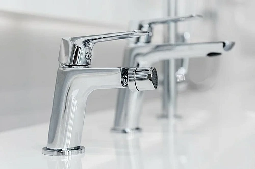 Смеситель для биде Ravak Classic CL 055.00 X070082 с открыванием стока Смеситель для биде Ravak Classic CL 055.00 X070082 с открыванием стока