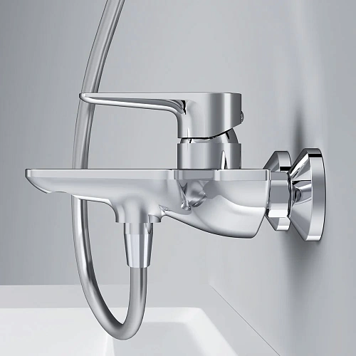 Смеситель для ванны AM.PM Inspire F5010000 с душем Смеситель для ванны AM.PM Inspire F5010000 с душем