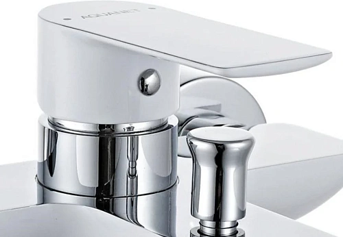 Смеситель для ванны Aquanet Arctic AF520-20СW Смеситель для ванны Aquanet Arctic AF520-20СW