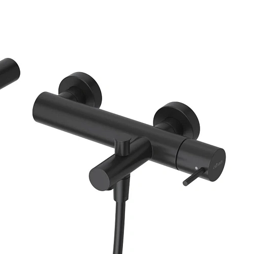 Смеситель для ванны CEZARES LEAF-VD-L-NOP с ручным душем, шлангом и держателем, черный матовый Смеситель для ванны CEZARES LEAF-VD-L-NOP с ручным душем, шлангом и держателем, черный матовый