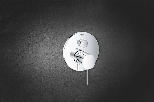 Смеситель для ванны GROHE Atrio New для ванны с переключателем на 3 положения, хром (24096003) внешн Смеситель для ванны GROHE Atrio New для ванны с переключателем на 3 положения, хром (24096003) внешн