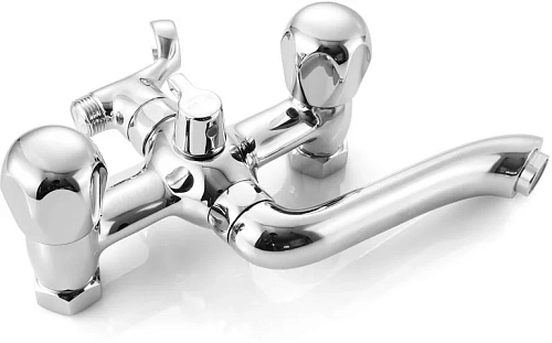 Смеситель для ванны Iddis Classic Plus CLPSB02i02 с душем Смеситель для ванны Iddis Classic Plus CLPSB02i02 с душем