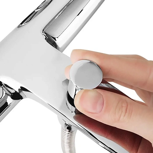 Смеситель для ванны IDDIS Funk (FUNSB00i02WA) Смеситель для ванны IDDIS Funk (FUNSB00i02WA)