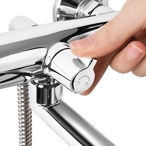 Смеситель для ванны IDDIS Funk (FUNSBL2i10WA) Смеситель для ванны IDDIS Funk (FUNSBL2i10WA)