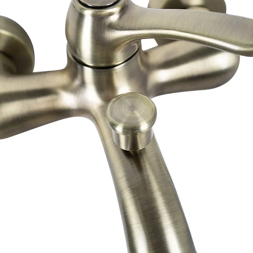 Смеситель для ванны IDDIS Oldie (OLDBR00i02) Смеситель для ванны IDDIS Oldie (OLDBR00i02)