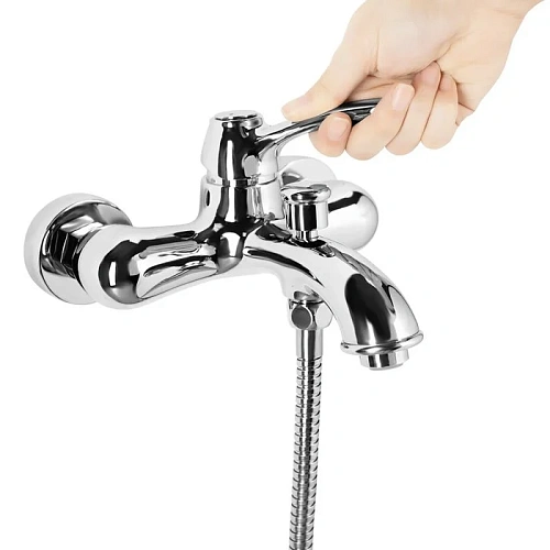 Смеситель для ванны IDDIS Oldie (OLDSB00i02) Смеситель для ванны IDDIS Oldie (OLDSB00i02)