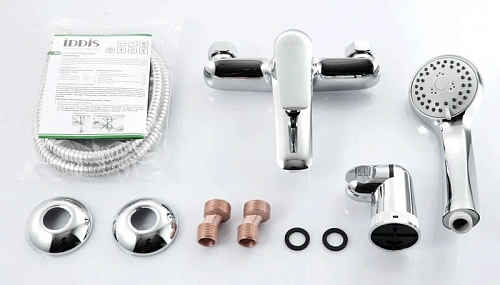 Смеситель для ванны Iddis Pond PONSB00i02 с душем Смеситель для ванны Iddis Pond PONSB00i02 с душем