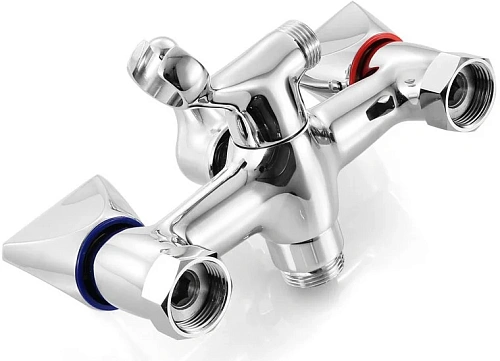 Смеситель для ванны Iddis Praktic Plus PRPSBL0i10 универсальный Смеситель для ванны Iddis Praktic Plus PRPSBL0i10 универсальный