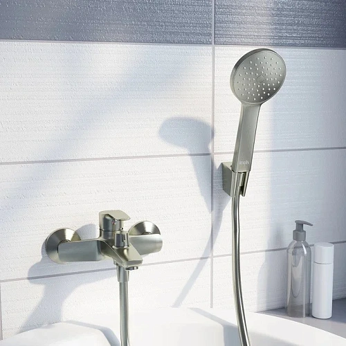 Смеситель для ванны IDDIS Ray (RAYBN02i02) сатин Смеситель для ванны IDDIS Ray (RAYBN02i02) сатин