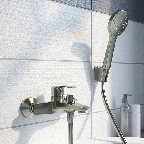 Смеситель для ванны IDDIS Ray (RAYBN02i02) сатин Смеситель для ванны IDDIS Ray (RAYBN02i02) сатин