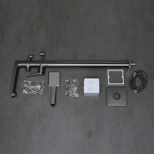 Смеситель для ванны Lemark Bronx LM3744GM, напольный, графит Смеситель для ванны Lemark Bronx LM3744GM, напольный, графит