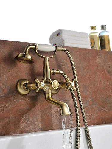 Смеситель для ванны Lemark Vintage LM2812B, бронза Смеситель для ванны Lemark Vintage LM2812B, бронза