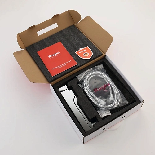 Смеситель для ванны Raglo R02.30, хром Смеситель для ванны Raglo R02.30, хром