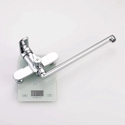 Смеситель для ванны Raglo R03.22, хром Смеситель для ванны Raglo R03.22, хром