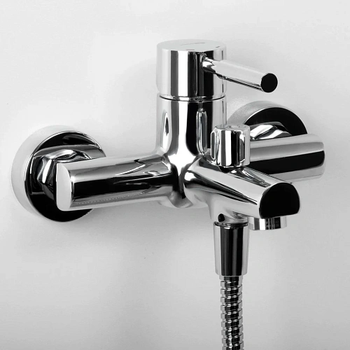 Смеситель для ванны WasserKRAFT Main 4101 хром Смеситель для ванны WasserKRAFT Main 4101 хром