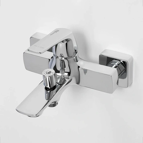 Смеситель для ванны WasserKRAFT Neime 1901 хром Смеситель для ванны WasserKRAFT Neime 1901 хром