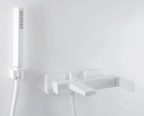 Смеситель для ванны Webert Pegaso PE850101740, белый Смеситель для ванны Webert Pegaso PE850101740, белый