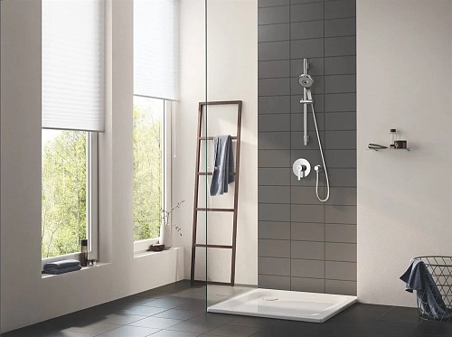 Смеситель для душа GROHE Lineare New, круглая розетка, хром (24063001) Смеситель для душа GROHE Lineare New, круглая розетка, хром (24063001)