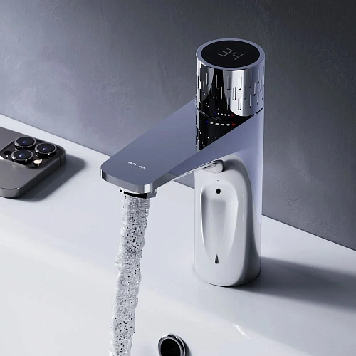 Смеситель для раковины AM.PM Gem F90A02400 с индикацией температуры, хром Смеситель для раковины AM.PM Gem F90A02400 с индикацией температуры, хром