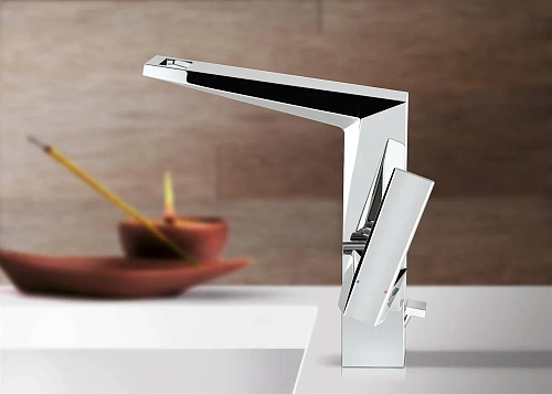 Смеситель для раковины GROHE Allure Brilliant с донным клапаном (высокий излив), хром (23109000) Смеситель для раковины GROHE Allure Brilliant с донным клапаном (высокий излив), хром (23109000)