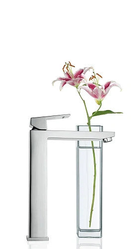 Смеситель для раковины GROHE Eurocube, свободностоящий, хром (23406000) Смеситель для раковины GROHE Eurocube, свободностоящий, хром (23406000)