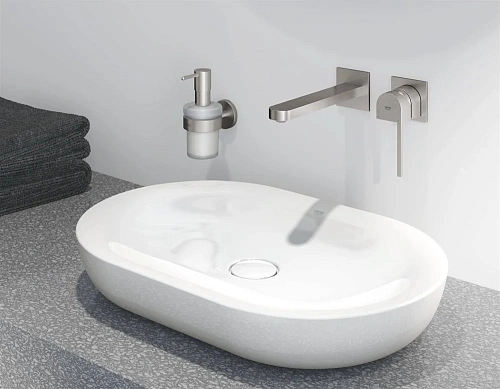 Смеситель для раковины GROHE Plus, настенный монтаж, L-Size (29306003) Смеситель для раковины GROHE Plus, настенный монтаж, L-Size (29306003)